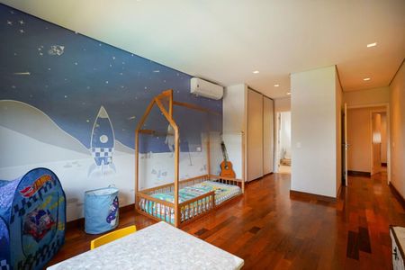 Casa à venda com 704m², 5 quartos e 8 vagas