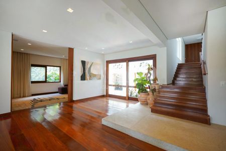 Casa à venda com 704m², 5 quartos e 8 vagas