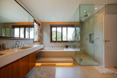 Casa à venda com 704m², 5 quartos e 8 vagas