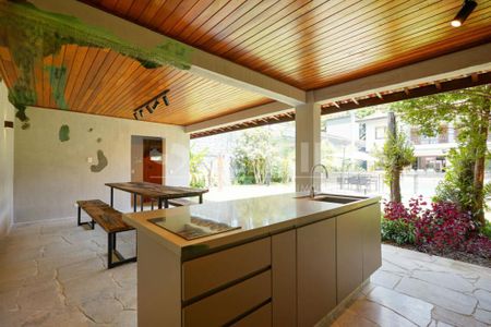 Casa à venda com 704m², 5 quartos e 8 vagas