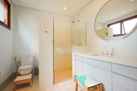 Casa à venda com 704m², 5 quartos e 8 vagas