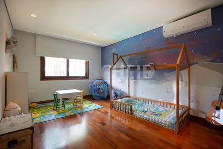 Casa à venda com 704m², 5 quartos e 8 vagas