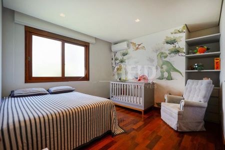 Casa à venda com 704m², 5 quartos e 8 vagas