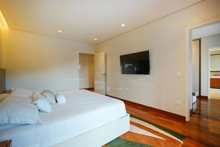 Casa à venda com 704m², 5 quartos e 8 vagas