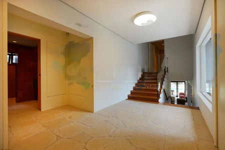 Casa à venda com 704m², 5 quartos e 8 vagas