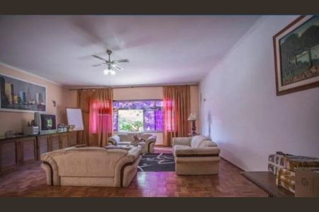 Casa à venda com 5 quartos, 245m² em Campo Belo, São Paulo