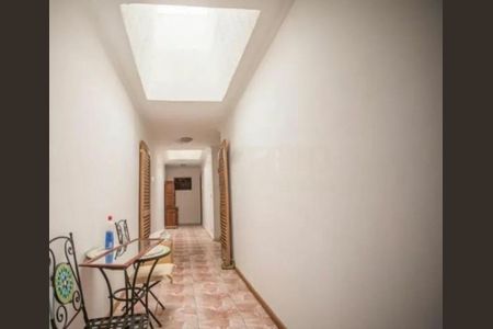 Casa à venda com 5 quartos, 245m² em Campo Belo, São Paulo