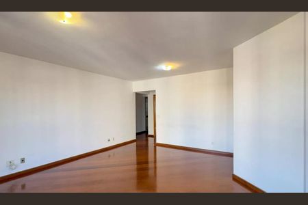 Apartamento à venda com 140m², 3 quartos e 3 vagasSala