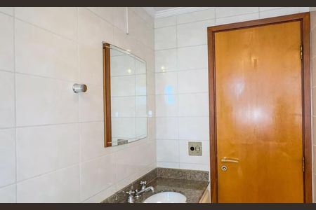 Apartamento à venda com 140m², 3 quartos e 3 vagasBanheiro 