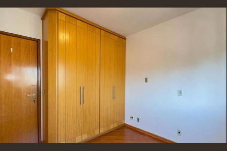 Apartamento à venda com 140m², 3 quartos e 3 vagasQuarto