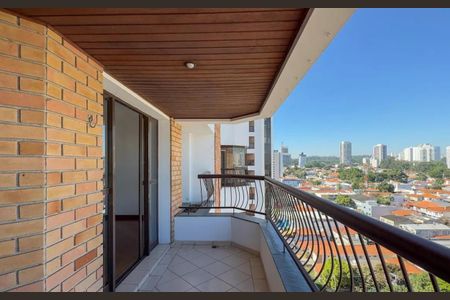 Apartamento à venda com 140m², 3 quartos e 3 vagasVaranda