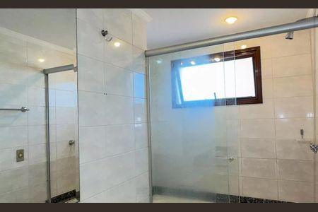 Apartamento à venda com 140m², 3 quartos e 3 vagasBanheiro 