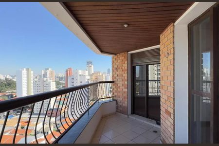 Apartamento à venda com 140m², 3 quartos e 3 vagasVaranda