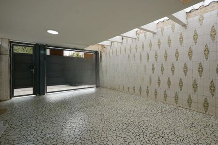 Casa à venda com 238m², 3 quartos e 2 vagas