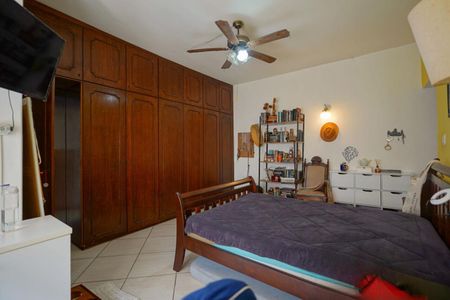 Casa à venda com 238m², 3 quartos e 2 vagas