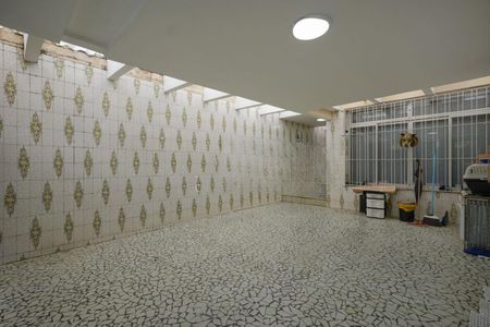 Casa à venda com 238m², 3 quartos e 2 vagas