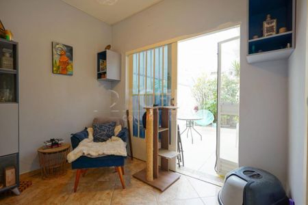 Casa à venda com 238m², 3 quartos e 2 vagas
