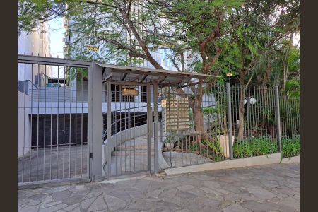 Apartamento à venda com 40m², 1 quarto e 1 vaga Apartamento à venda com 40m², 1 quarto e 1 vagaFachada do Prédio