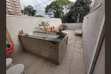Casa à venda com 100m², 3 quartos e 2 vagas