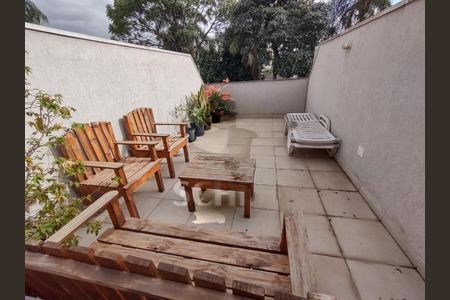 Casa à venda com 100m², 3 quartos e 2 vagas
