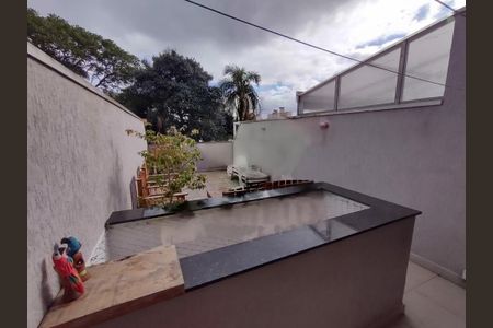 Casa à venda com 100m², 3 quartos e 2 vagas