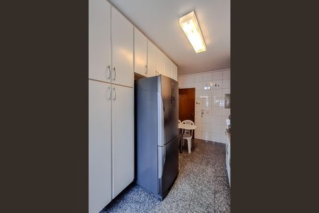 Apartamento à venda com 82m², 2 quartos e 2 vagas Apartamento à venda com 82m², 2 quartos e 2 vagasCozinha