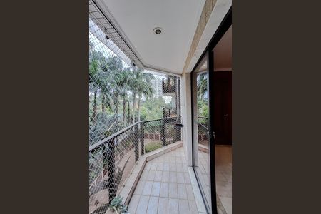 Apartamento à venda com 82m², 2 quartos e 2 vagas Apartamento à venda com 82m², 2 quartos e 2 vagasVaranda