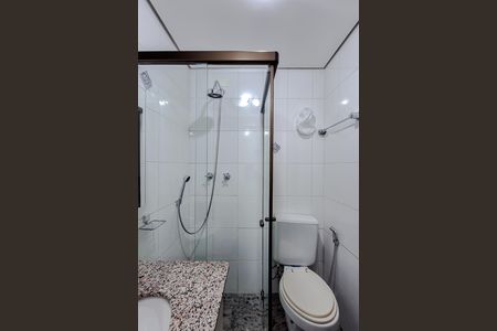 Apartamento à venda com 82m², 2 quartos e 2 vagas Apartamento à venda com 82m², 2 quartos e 2 vagasBanheiro