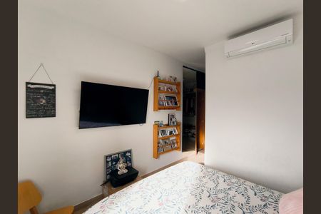 Casa de condomínio à venda com 170m², 3 quartos e 2 vagas Casa de condomínio à venda com 170m², 3 quartos e 2 vagasQuarto 1 - Suíte