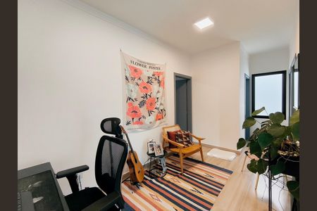Casa de condomínio à venda com 170m², 3 quartos e 2 vagas Casa de condomínio à venda com 170m², 3 quartos e 2 vagasEscritório