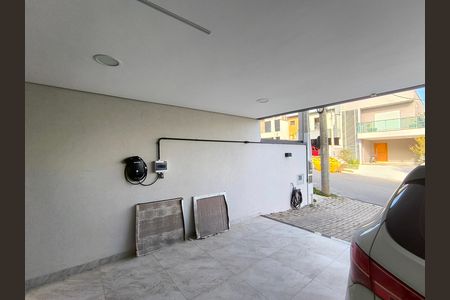 Casa de condomínio à venda com 170m², 3 quartos e 2 vagas Casa de condomínio à venda com 170m², 3 quartos e 2 vagasGaragem