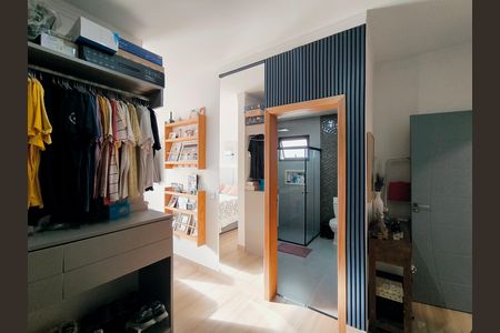 Casa de condomínio à venda com 170m², 3 quartos e 2 vagas Casa de condomínio à venda com 170m², 3 quartos e 2 vagasQuarto 1 - Suíte