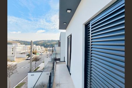 Casa de condomínio à venda com 170m², 3 quartos e 2 vagas Casa de condomínio à venda com 170m², 3 quartos e 2 vagasVaranda dos Quartos