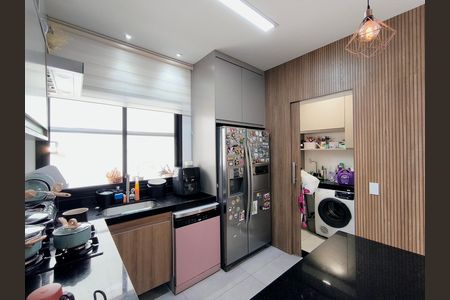 Casa de condomínio à venda com 170m², 3 quartos e 2 vagas Casa de condomínio à venda com 170m², 3 quartos e 2 vagasCozinha e Área de Serviço