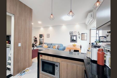 Casa de condomínio à venda com 170m², 3 quartos e 2 vagas Casa de condomínio à venda com 170m², 3 quartos e 2 vagasCozinha e Área de Serviço