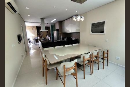 Casa à venda com 3 quartos, 160m² em Cidade Ademar, São Paulo