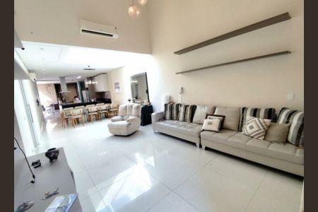 Casa à venda com 3 quartos, 160m² em Cidade Ademar, São Paulo