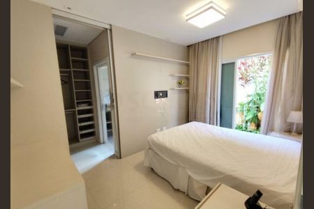 Casa à venda com 3 quartos, 160m² em Cidade Ademar, São Paulo