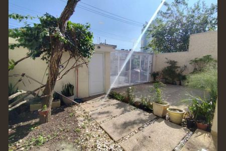 Casa à venda com 160m², 3 quartos e 2 vagas