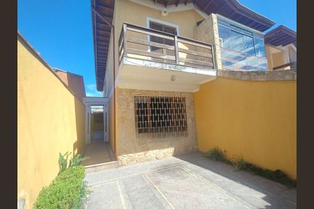 Casa à venda com 3 quartos, 133m² em Jardim Consórcio, São Paulo