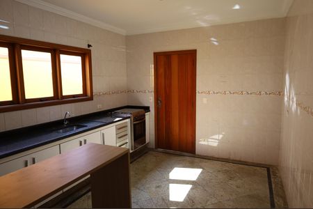 Casa à venda com 133m², 3 quartos e 1 vagaCozinha