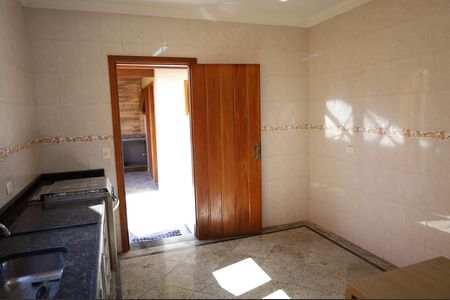 Casa à venda com 133m², 3 quartos e 1 vagaCozinha