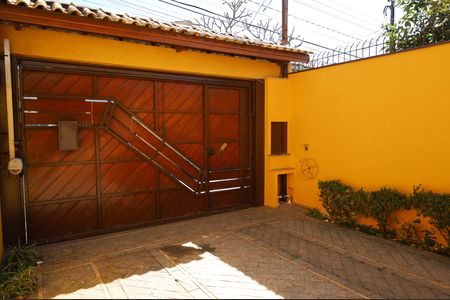 Casa à venda com 133m², 3 quartos e 1 vagaÁrea comum