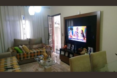 Casa à venda com 2 quartos, 137m² em Vila Campo Grande, São Paulo