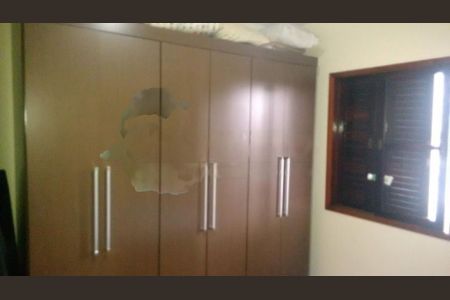 Casa à venda com 137m², 2 quartos e 2 vagas