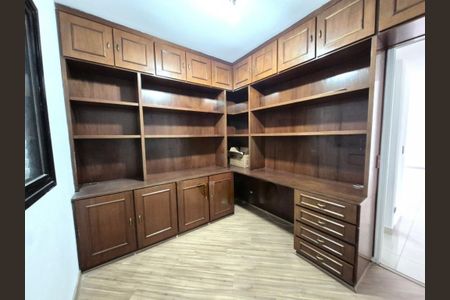 Apartamento à venda com 3 quartos, 75m² em Jardim Luanda, São Paulo