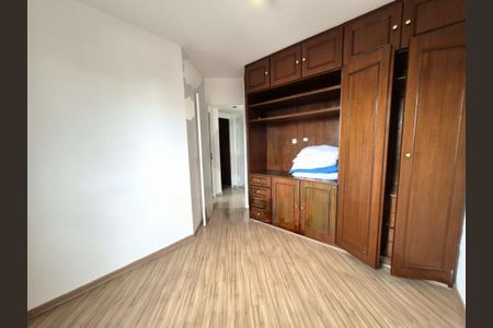 Apartamento à venda com 75m², 3 quartos e 1 vaga
