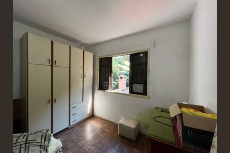 Casa à venda com 3 quartos, 182m² em Campo Grande, São Paulo
