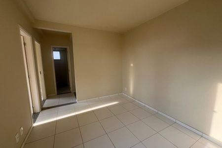 Sala de apartamento para alugar com 2 quartos, 75m² em Jardim Gramacho, Duque de Caxias