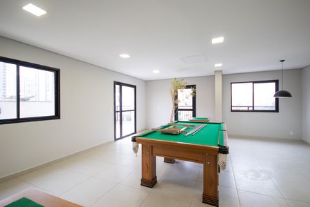 Apartamento para alugar com 48m², 2 quartos e 1 vaga Apartamento para alugar com 48m², 2 quartos e 1 vagaSala de Jogos